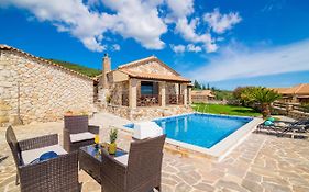 Villa La Isla With Private Pool